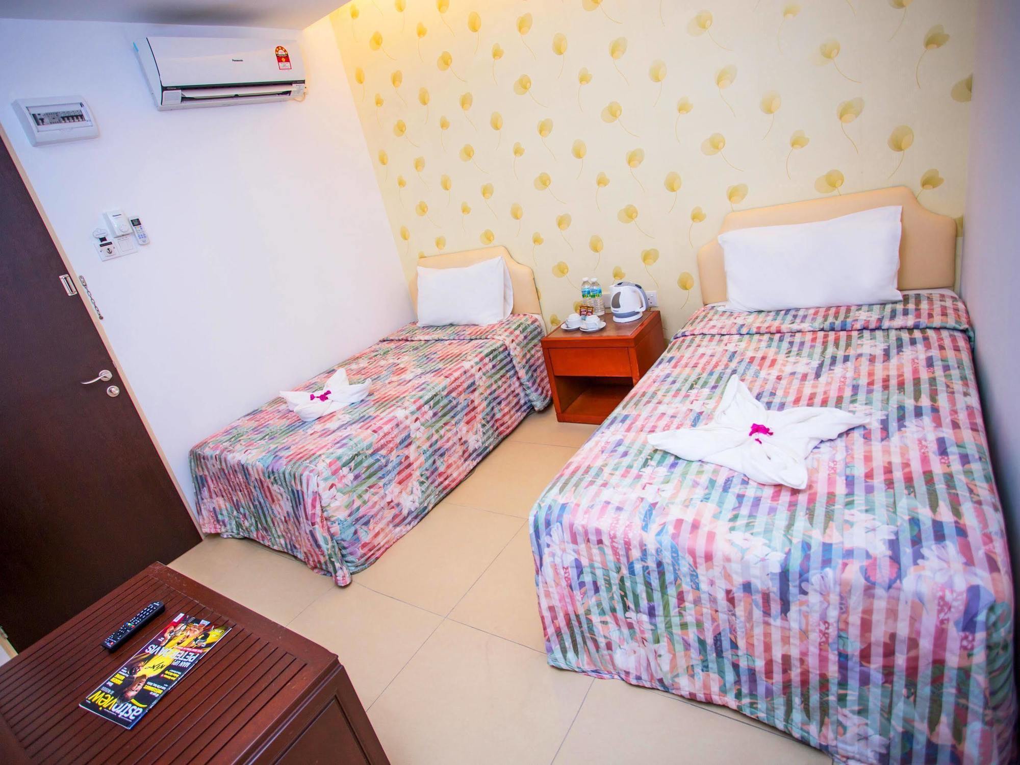 Kb50 Guesthouse Kuantan Exterior foto